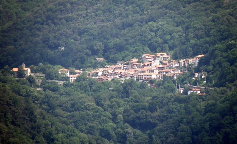 Arcumeggia: il borgo dipinto tra arte, storia e natura